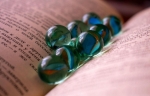 حين تعلّمتُ أن أرى العالم دون أن أشرحه